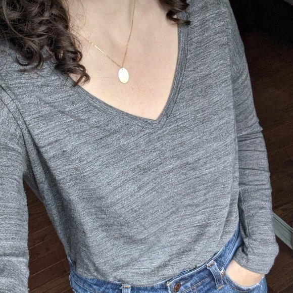 Roots V Neck - Picture 4 of 4